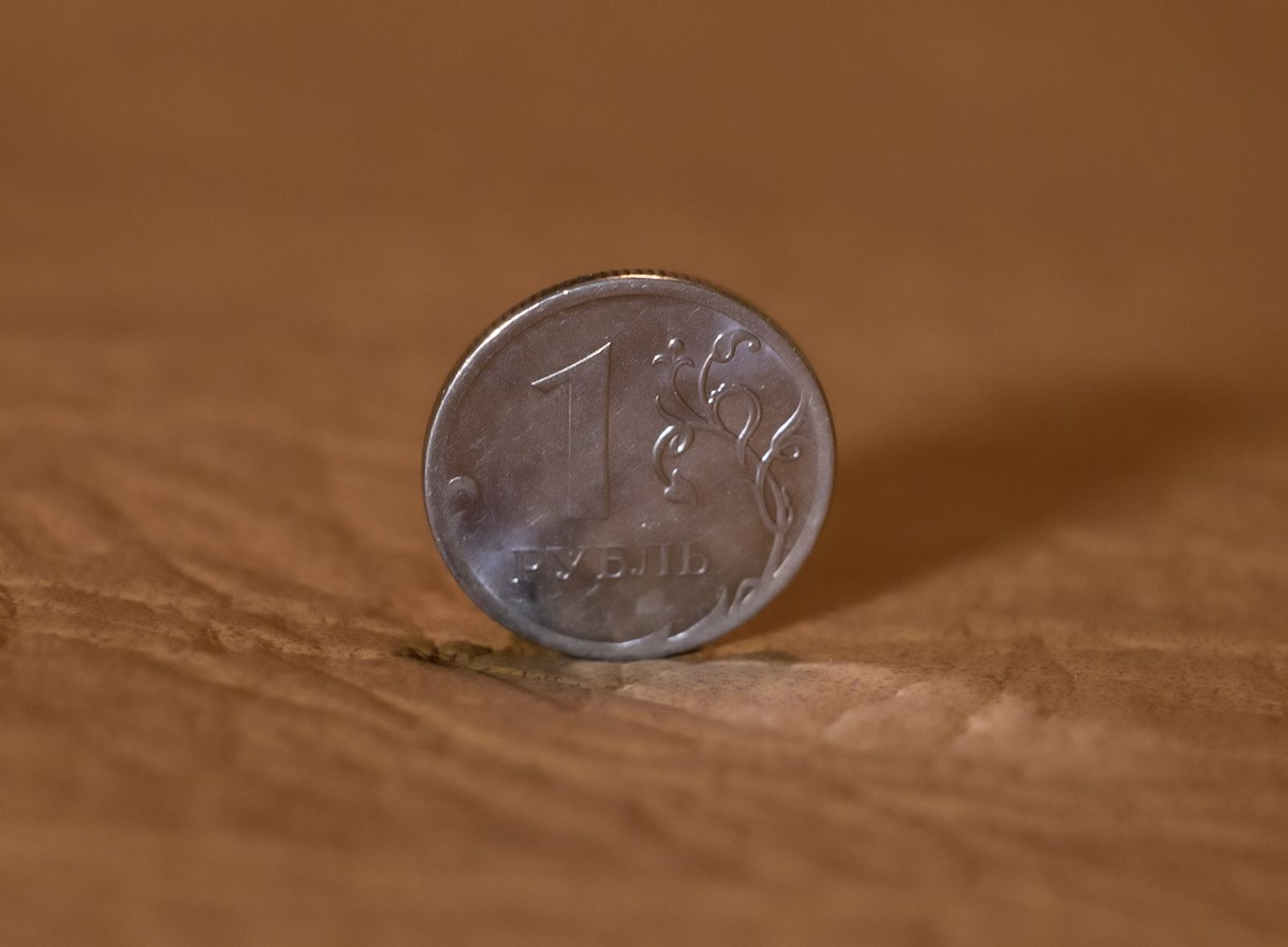 Встала ребром