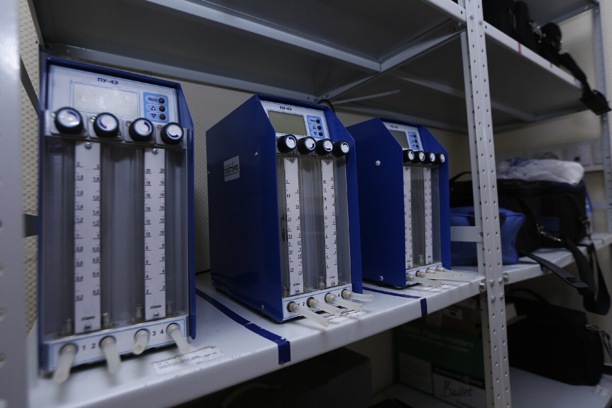 Аспираторы универсальный ПУ-4Э для отбора проб воздуха