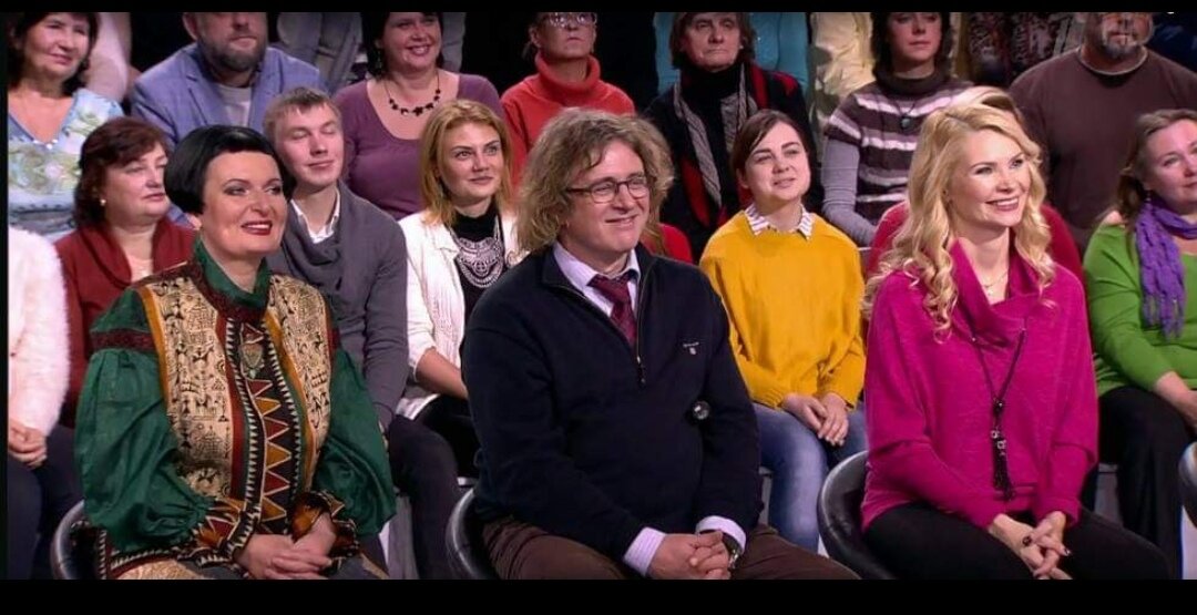 Эксперты программы :  Я , Александр Шаганов, Алёна Моругина.