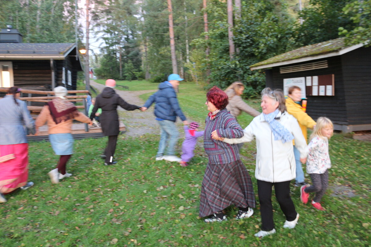 Хоровод "змейка" (стихия ЗЕМЛЯ)