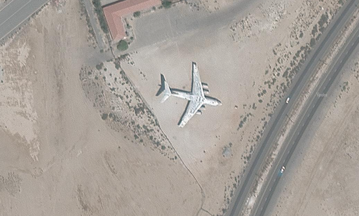 Так он выглядит на спутниковом снимке. >>>>