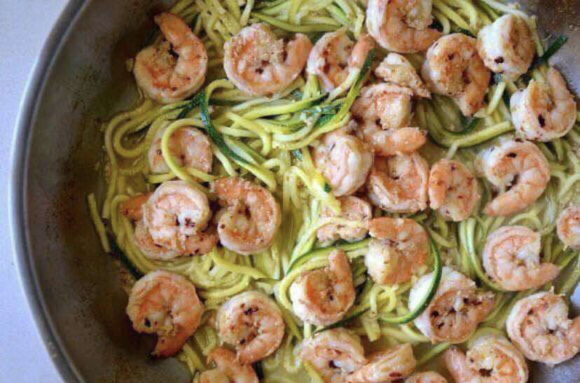 Рецепт приготовления зеленых спагетти из кабачков цуккини с креветками