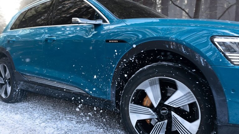 Audi E-tron: вместо зеркал миниатюрные видеокамеры (иллюстрация производителя)