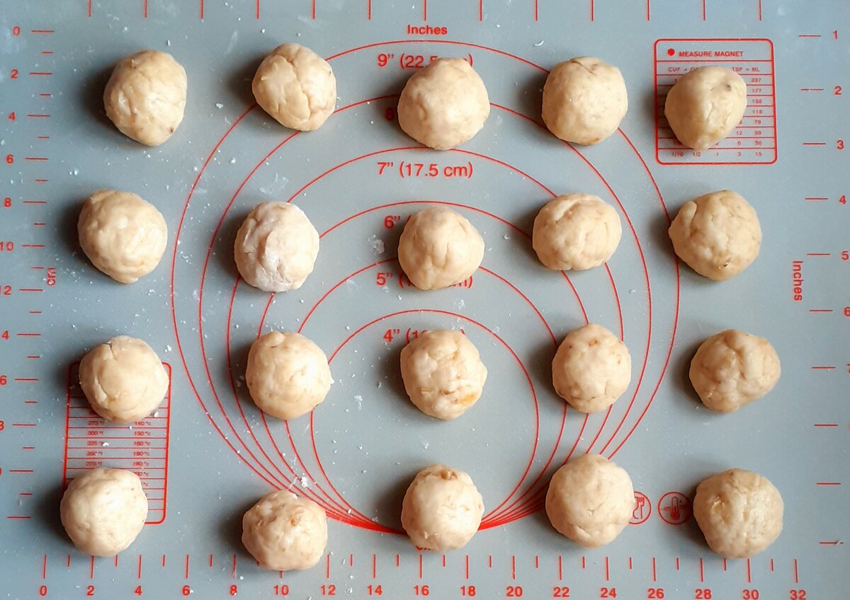 Шарики с кунжутом печенье