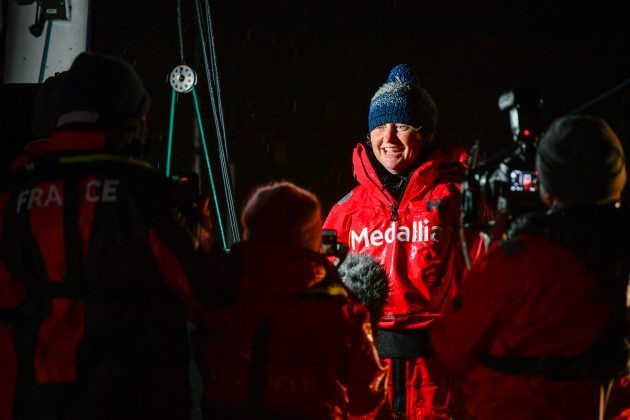 Пип Хейр финиширует на Vendee Globe 12 февраля 2021 г. (Фото Жан-Луи Карли / Alea)