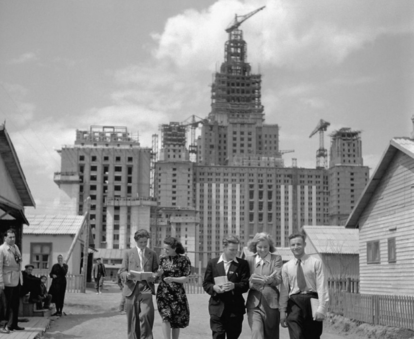 Фотографии послевоенных фотографов СССР,которые понравятся всем.
