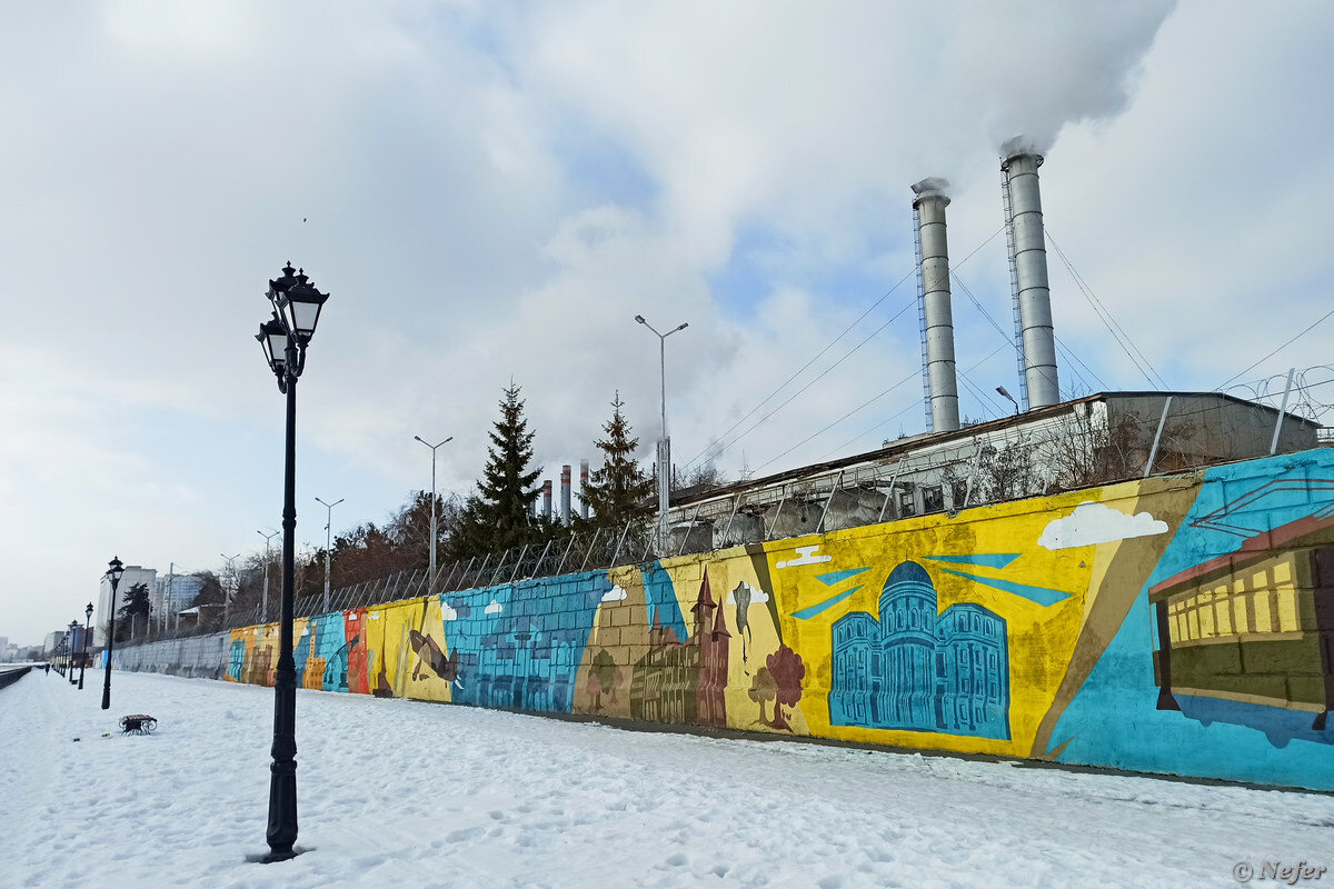 Лиса-шиза, девушка в сарафане и другие граффити в Саратове |  Маньяк-путешественник | Дзен