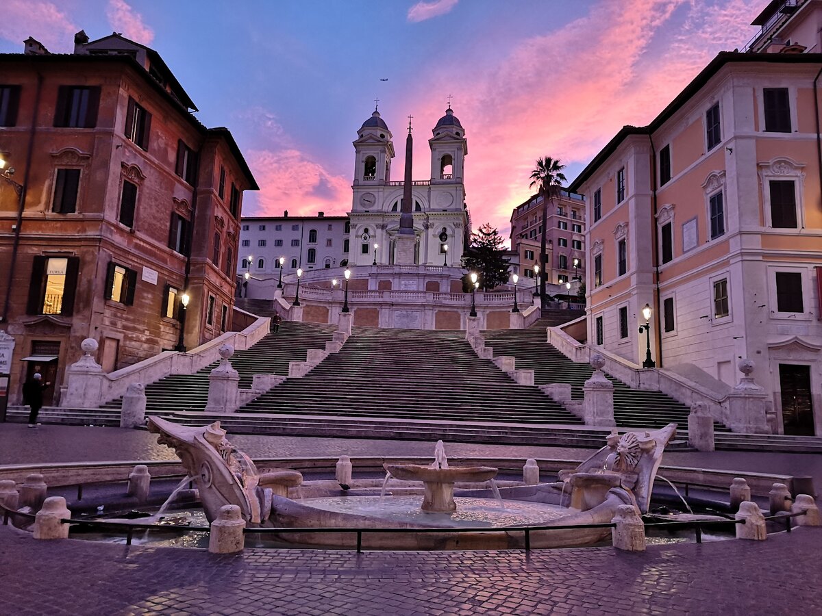 Площадь Испании