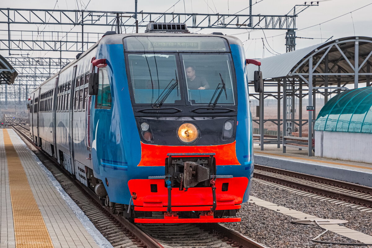 По Крымскому мосту на рельсовом автобусе РА-2. Из Тамани в Керчь. Сколько  это стоило и что за транспорт такой? | НЕ ФОТОГРАФ | Дзен