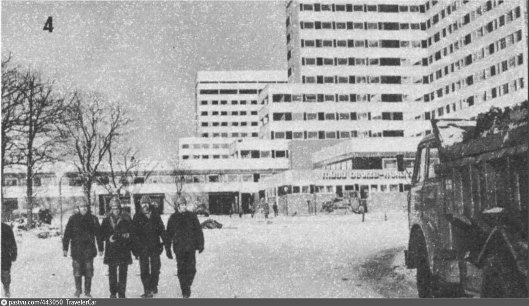 Зимний Межциемс. Строительство больничного комплекса "Гайльэзерс" https://pastvu.com/p/443050