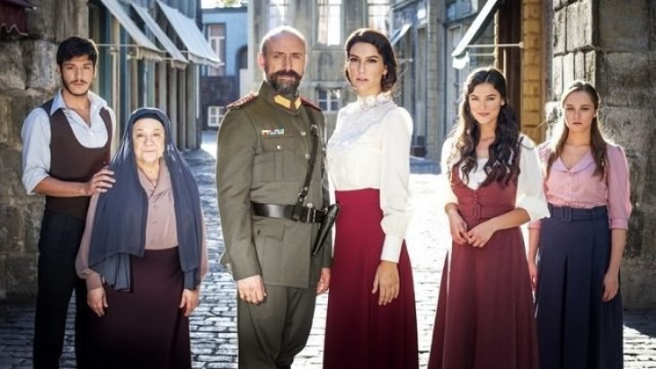 Постер к сериалу "Ты моя Родина"(2016-2018).