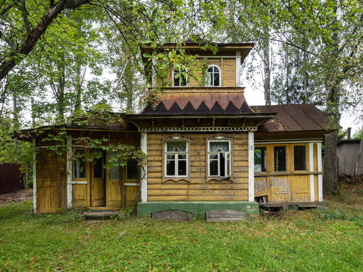 Фасад, со стороны участка