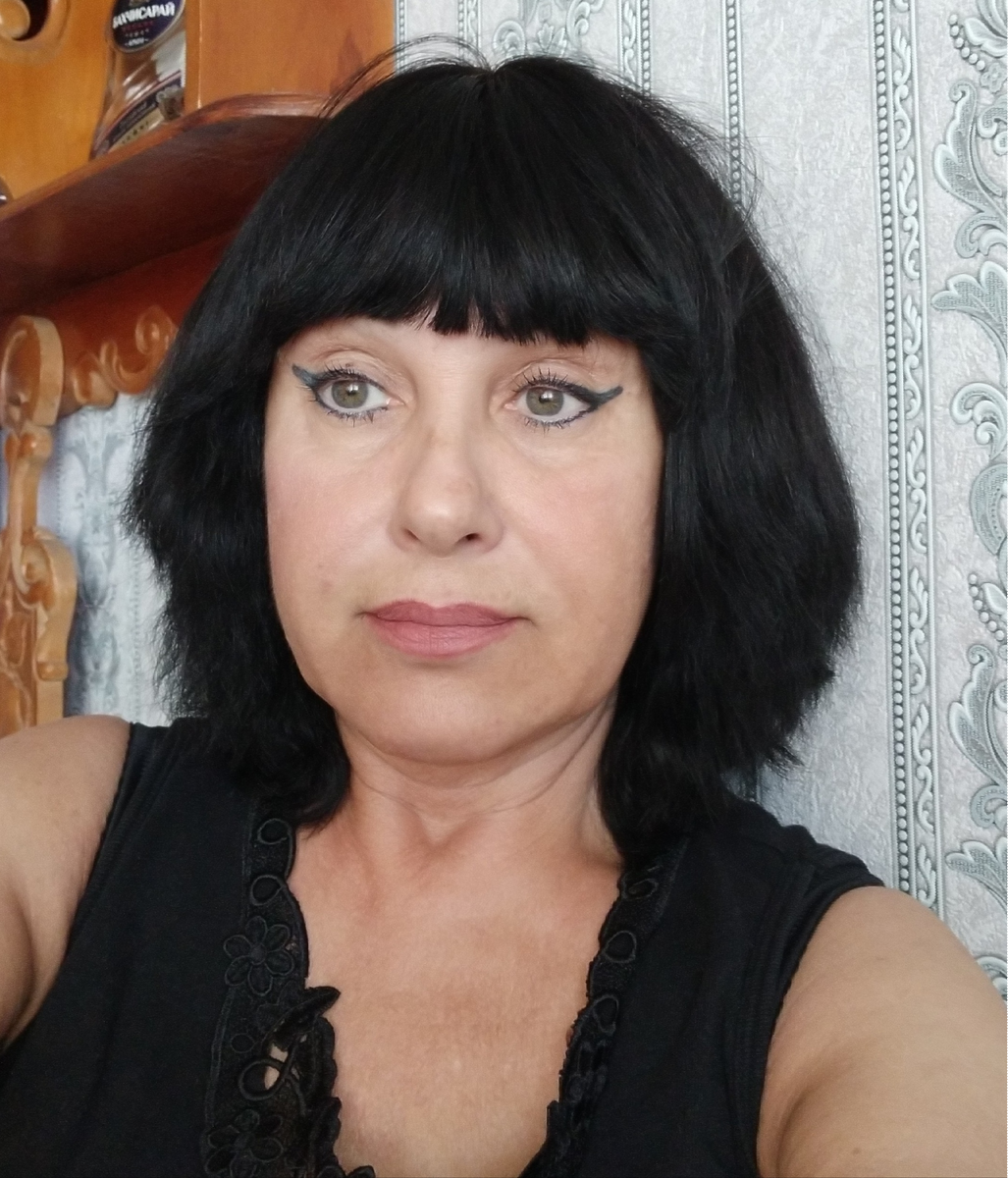 Я русская,но меня возмущает ,как и многих моих подписчиков и нормальных людей,поведение беженцев из Украины в Европе.