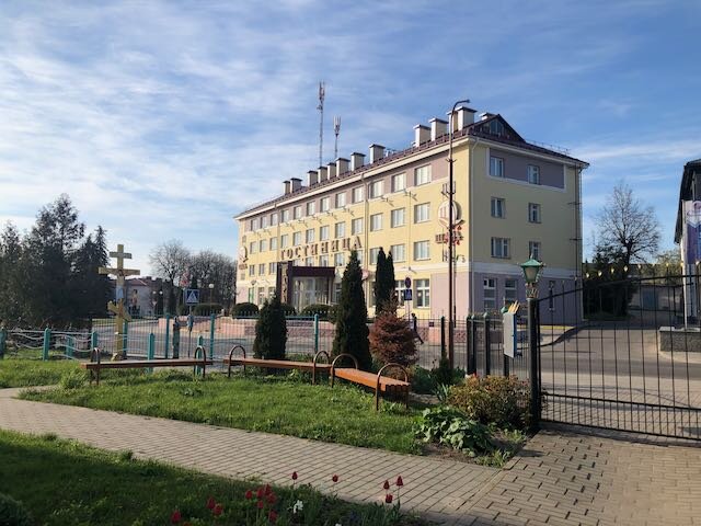 Вид на гостиницу из дворика Спасо-Преображенского Собора