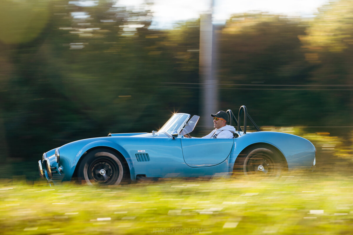 Конструктор для взрослых: смотрим Shelby Cobra, которую собрали своими  руками | 808.media | Дзен