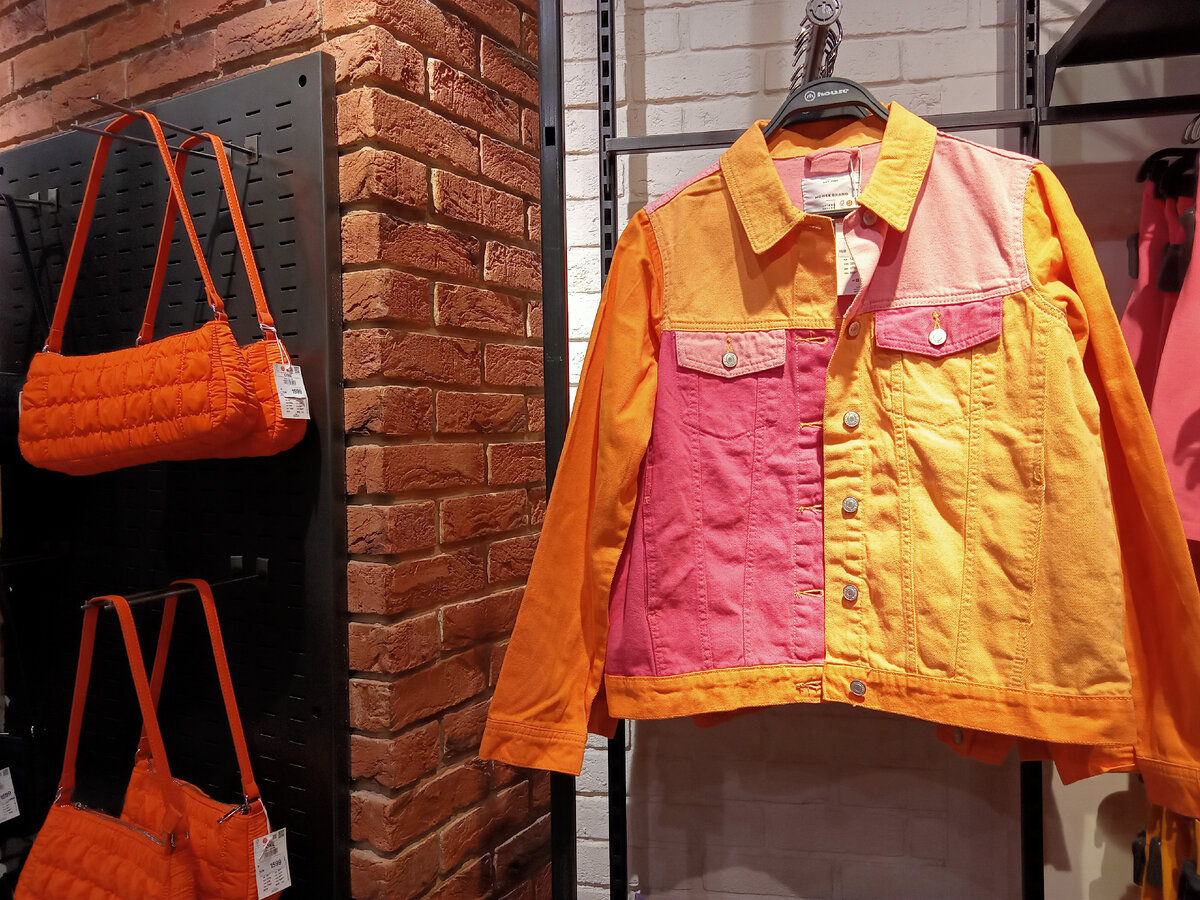 Польский бренд House от той же компании  LPP