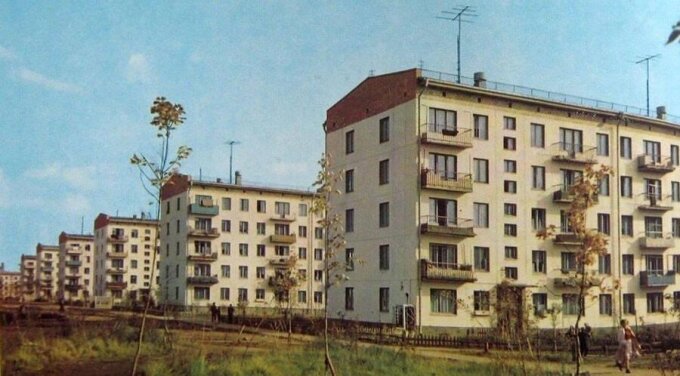 https://histrf.ru/read/articles/kratkii-kurs-istorii-khrushchiovki-bytovaia-rievoliutsiia