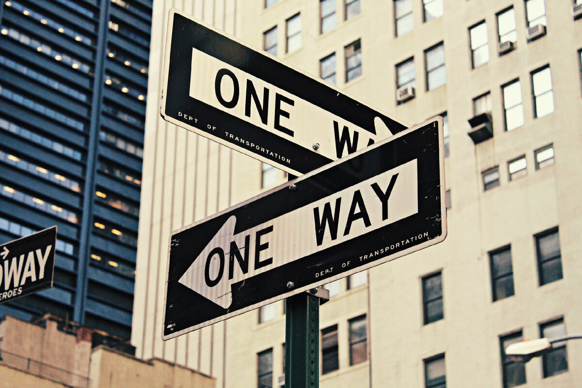 https://unsplash.com/photos/pKeF6Tt3c08English words
