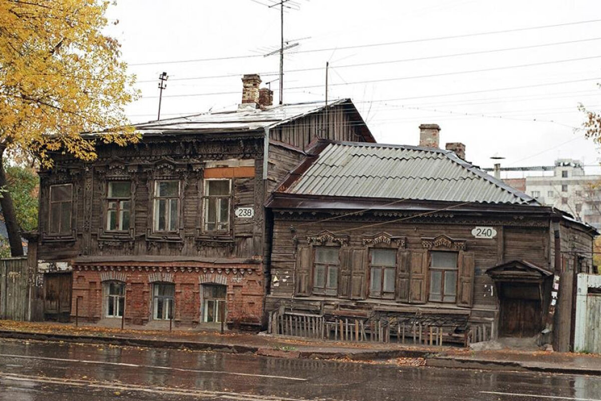 Самара прежнее. Старый центр Самары. Деревянный дом улица Самарская Самара. Самара старые дома в центре города. Самара улица Самарская старые дома.