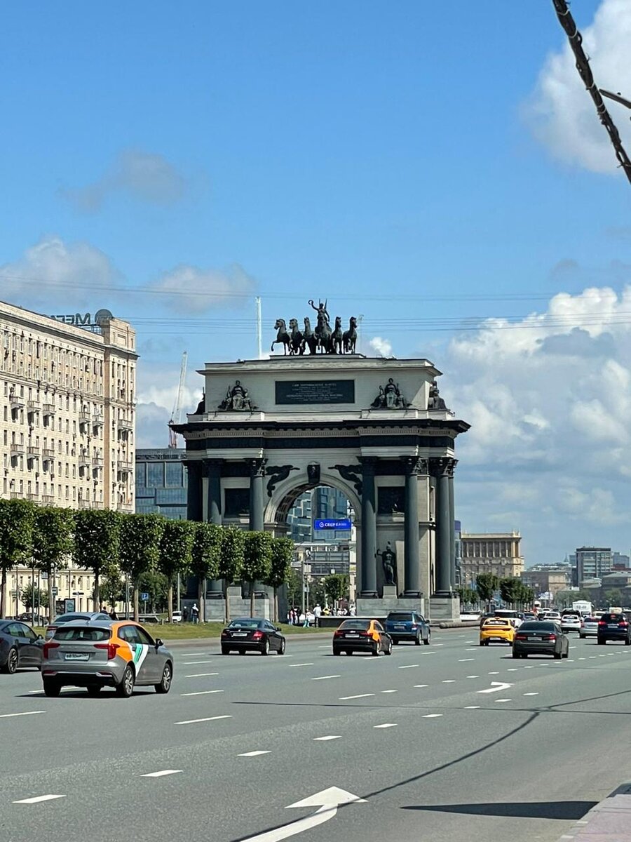 Покажите в москве