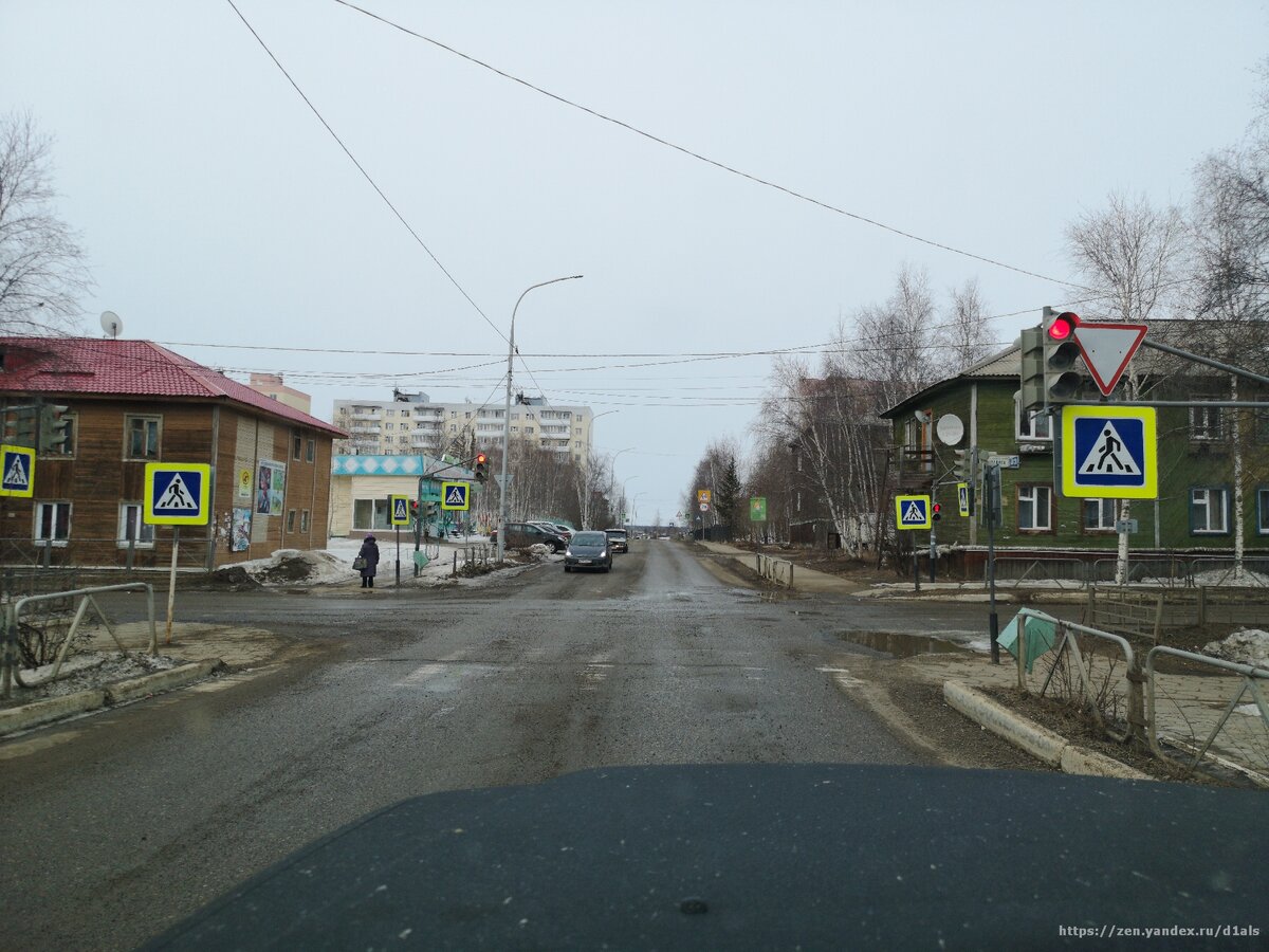 На краю огромной дыры: Показываю как живет алмазная столица России (много фото)