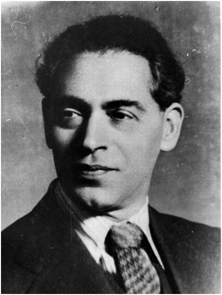 Борис Михайлович Иофан  — Народный архитектор СССР, лауреат Сталинской премии второй степени.