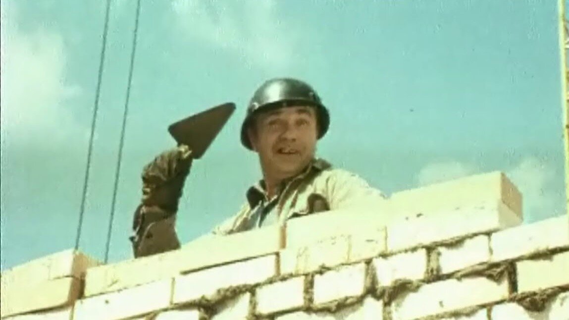 Он мне не кем не приходится. Раз на раз не приходится (комедия, реж. Любовь полищук мы из джаза. Раз на раз не приходится (комедия, реж. Раз на раз не приходится (комедия, реж.