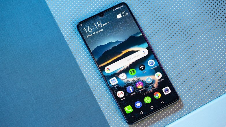 
Mate 20 X имеет огромный 7,2-дюймовый дисплей. Насколько большим он может стать?