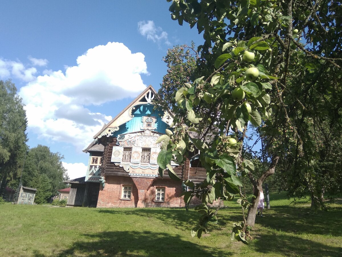 Экскурсии. Смоленск. В любую погоду, в любое время года- Фленово встречает  гостей! Красивые фото красивого места под Смоленском. | Экскурсии по  Смоленску | Дзен