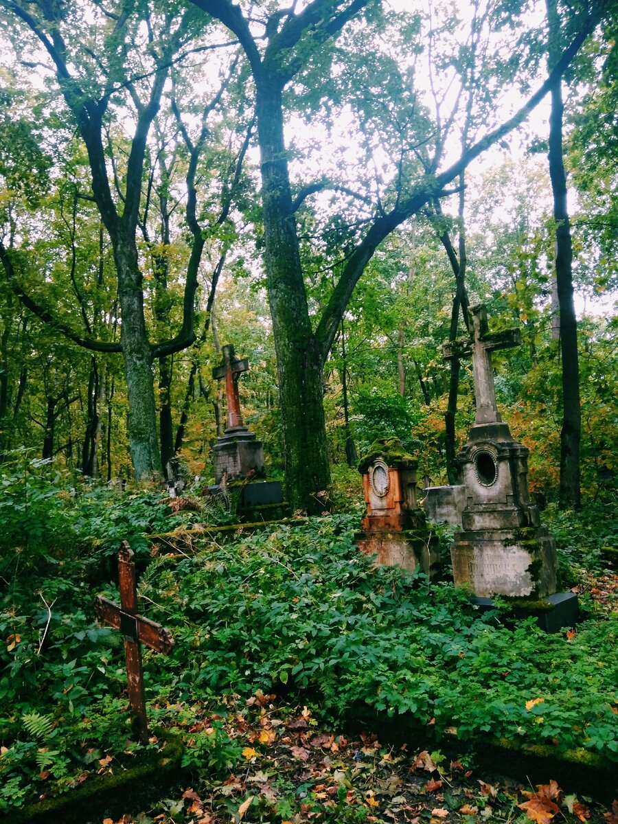 Смоленское православное кладбище