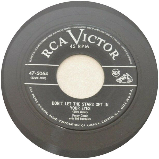 Яблоко пластинки фирмы  RCA Victor (45 оборотов в минуту)