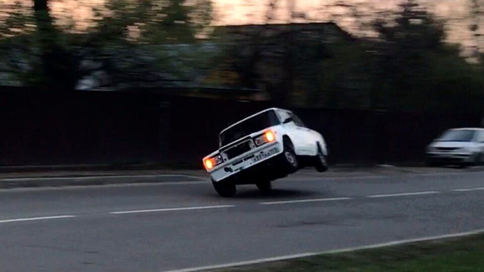 автомобиль