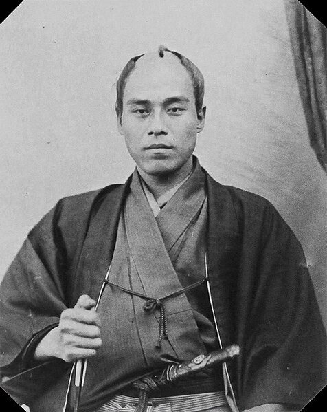 Взято с сайта https://commons.wikimedia.org/wiki/File:FukuzawaYukichi.jpg?uselang=ru
