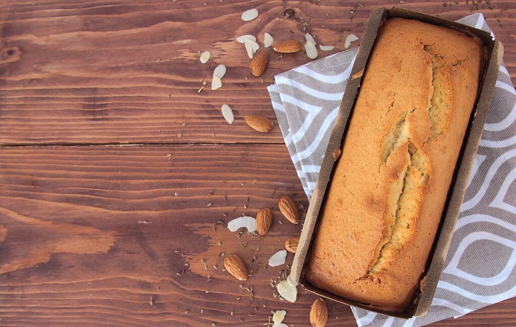 Миндальный кекс с тмином и анисом