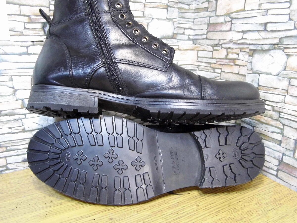 Стирая подошву. Ботинки с обратным следом. Износ подошвы. Repair Boots. Как стесывается подошва.