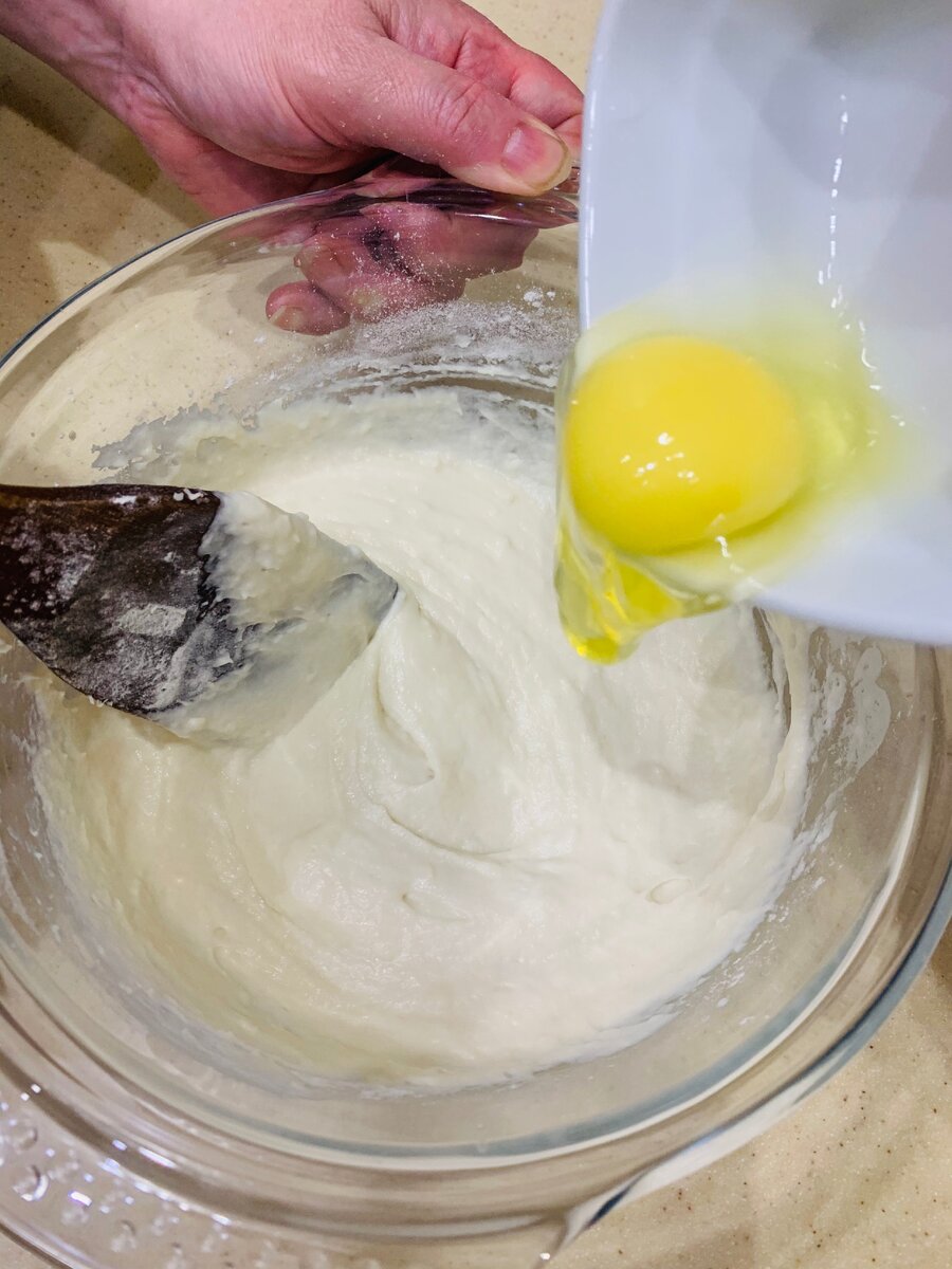 Заварное тесто для чебуреков на кипятке пошагово без яиц и без водки на столе