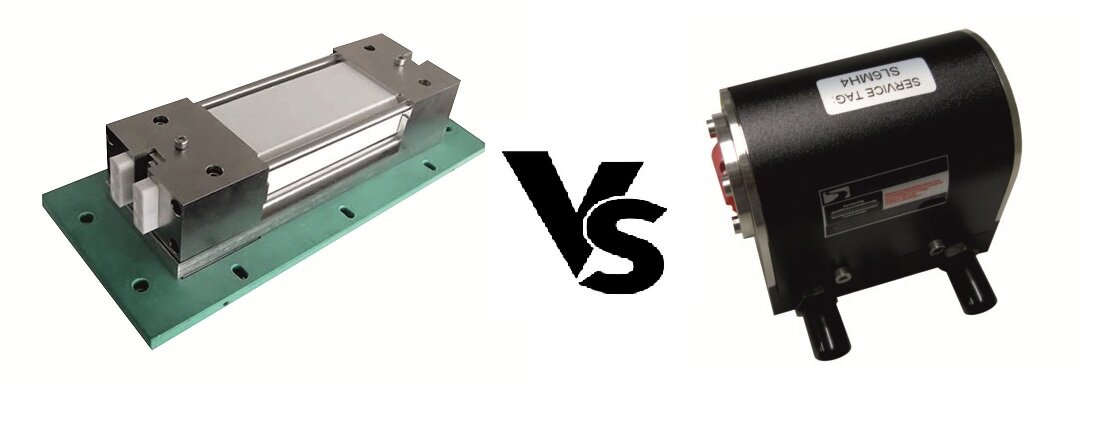 Квантрон с ламповой (слева) и диодной (справа) накачкой