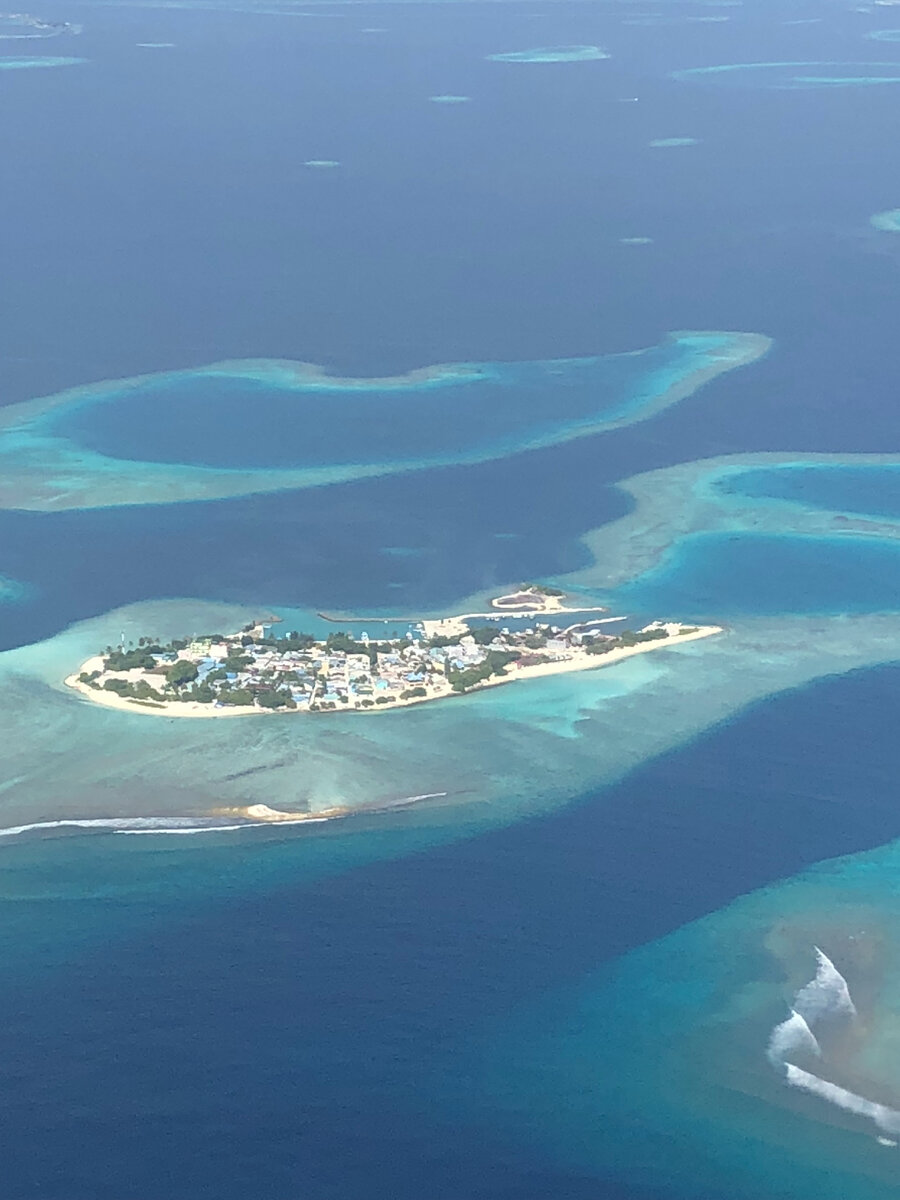 Подлетаем к Мале, Мальдивы