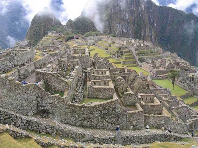 Сейчас, когда древний город почти полностью расчищен, можно в полной мере оценить его масштабы