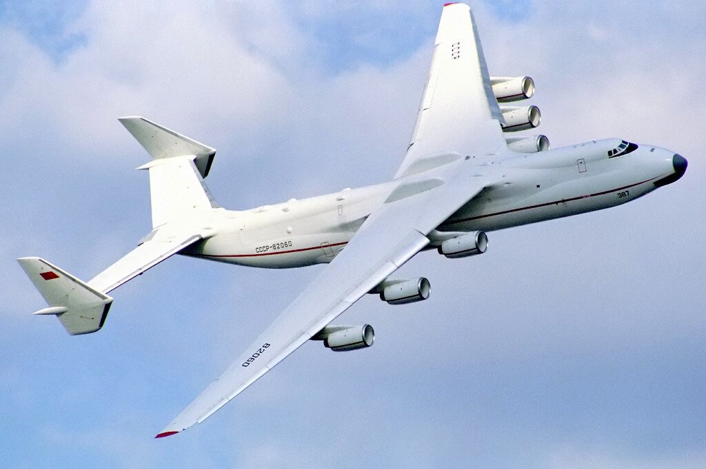 Советский Ан-225 в полёте