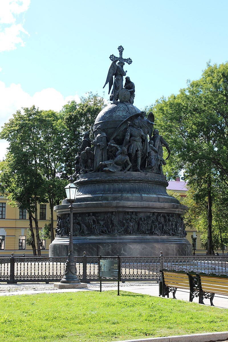 Какие памятники великие. Микешин памятник тысячелетию России в Великом Новгороде. Михаил Осипович Микешин тысячелетие России. Тысячелетие России. Великий Новгород. 1862. Памятник тысячелетию России в Новгороде 1862.