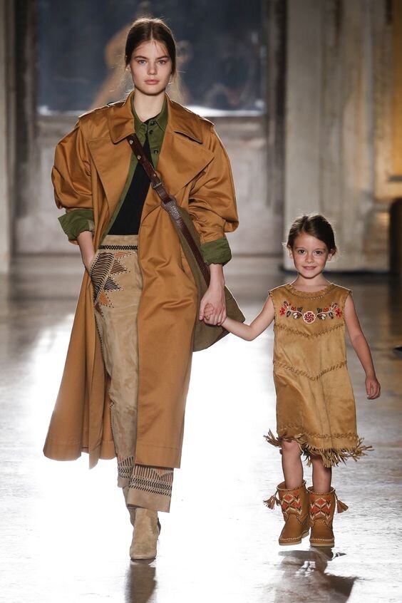 Mini me от Alberta Ferretti