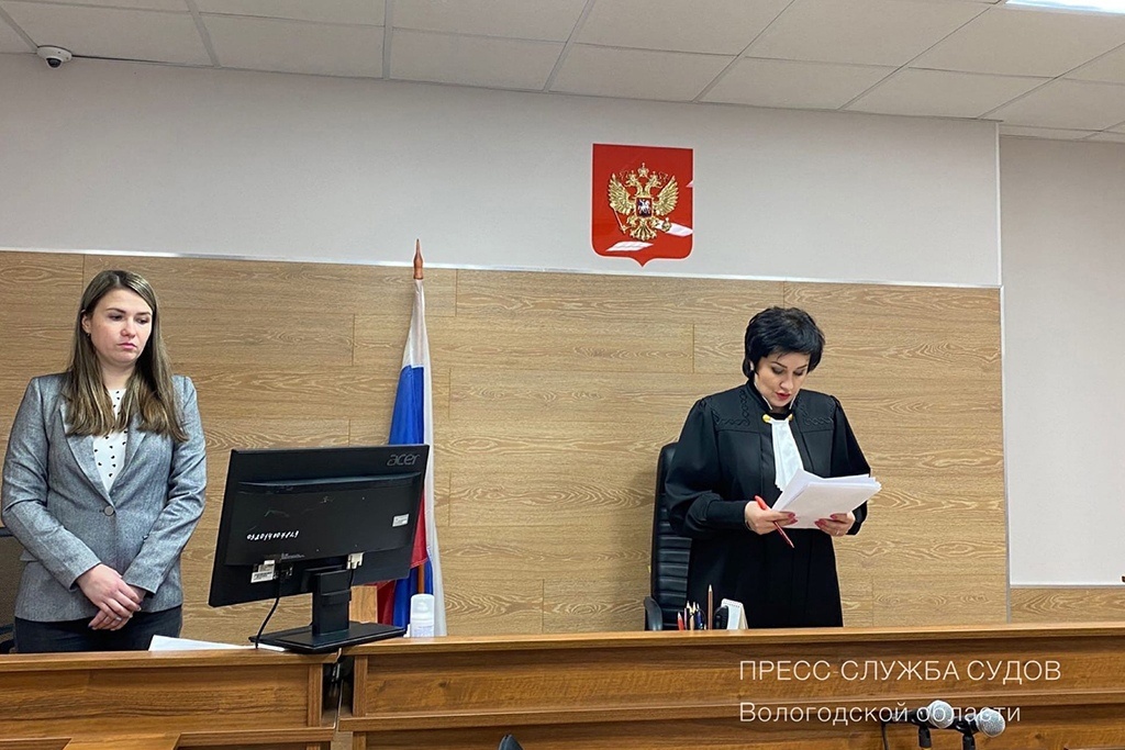    Дело рассматривалось в Череповецком городском суде. Подсудимым 16 и 17 лет.