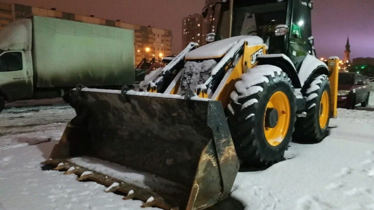     В Набережных Челнах мэр Наиль Магдеев поручил контролировать работу дорожников и управляющих компаний по уборке снега. Особенно нужно обратить внимание за процессом ночью. Об этом пишет пресс-служба городской администрации.