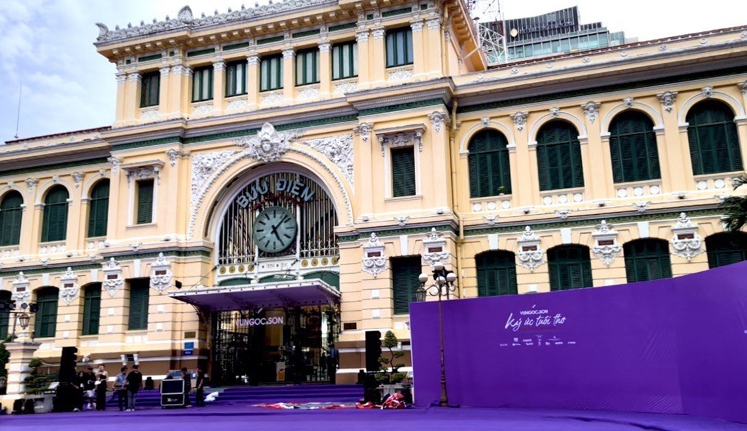 Главпочтамт в Хошимине - фото автора