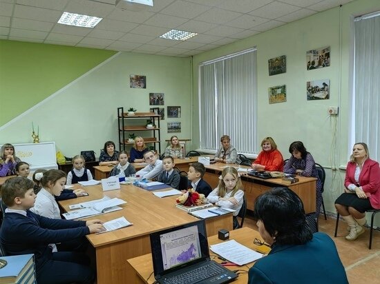     Фото из официального аккаунта «Учебно-методического центра» города Серпухов в сети «ВКонтакте»