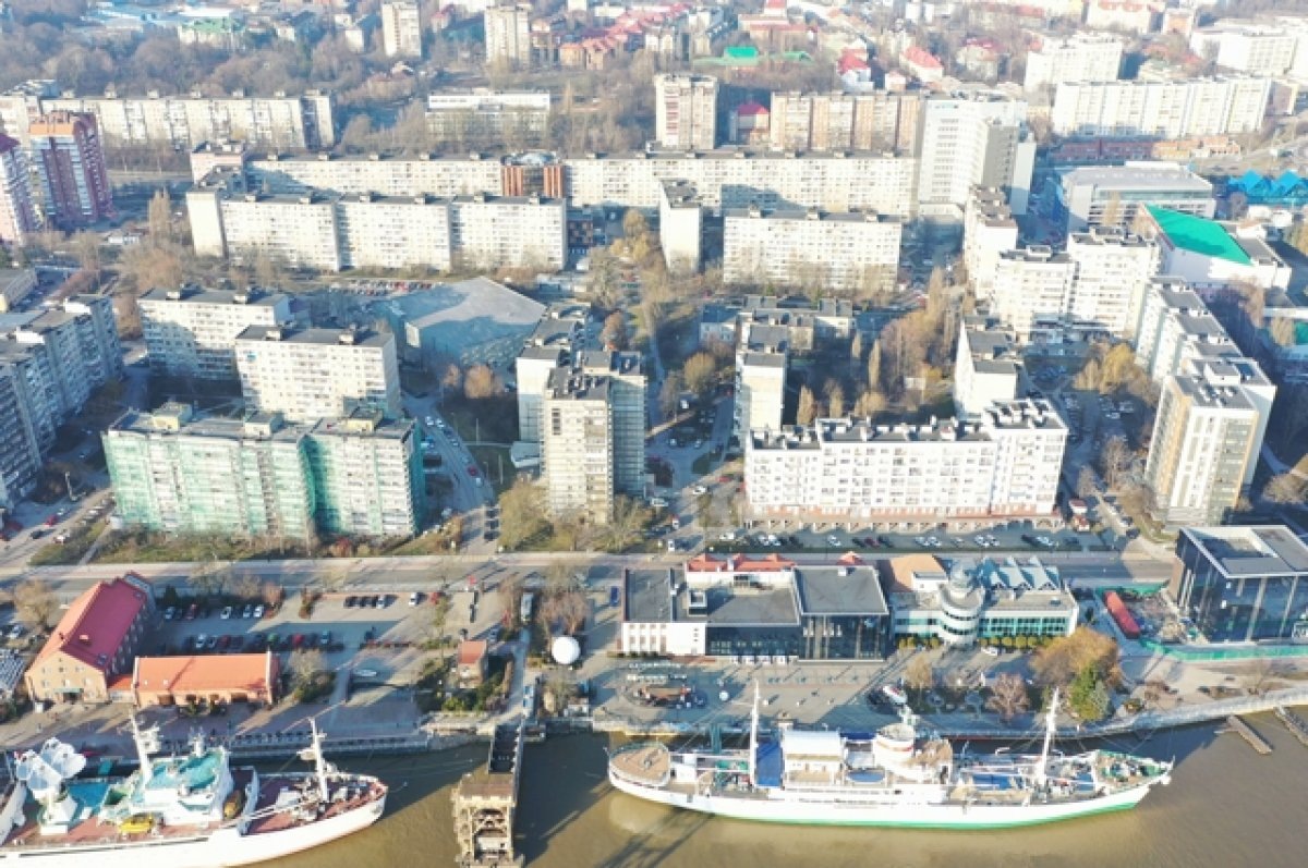    В Калининграде ищут подрядчика для ремонта фасада старинного банка