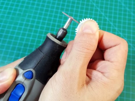 Удаление сломанных зубьев