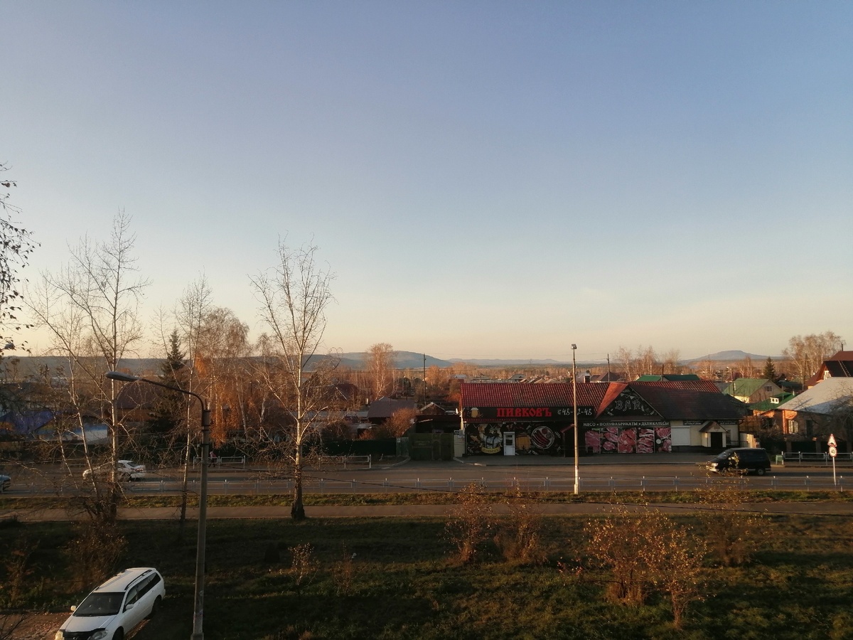 Тишина заоконная. 