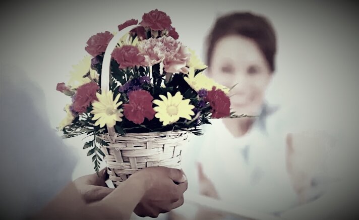 Детский сад – это социум.  Здесь не только  дети, но и взрослые учатся выстраивать взаимоотношения 